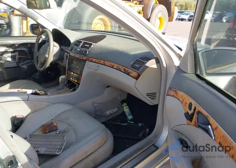 2003 Mercedes-Benz E 500 z USA, uszkodzony, nr VIN WDBUF70J03A278136